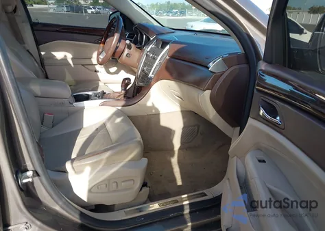 2011 Cadillac Srx Luxury Collection z USA, uszkodzony, nr VIN 3GYFNAEY0BS680505